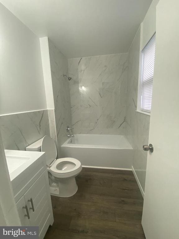 Building Photo - 532 Cormorant Dr