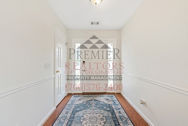 Building Photo - 5702 Stoneridge Dr