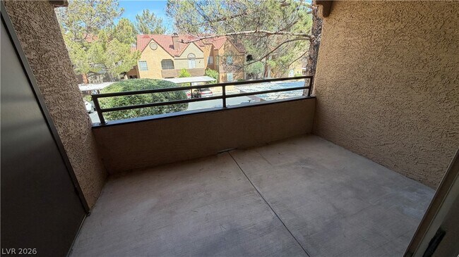 Building Photo - 2200 S Fort Apache Rd