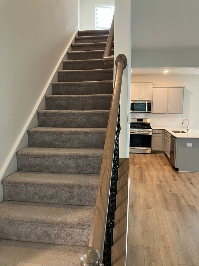 Building Photo - Beautiful Like new 3 bedroom Home in Gambi...