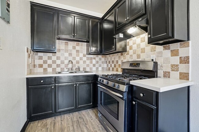 Floorplan - 2014 Torrance Boulevard