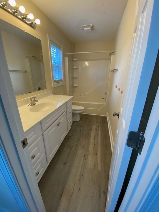 Building Photo - NORTHCHASE 3BR/2.5BA FREESTANDING TOWNHOME...