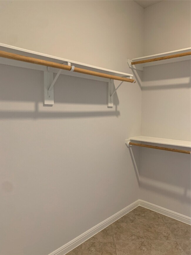 Building Photo - 18807 Fulvetta Haven Way