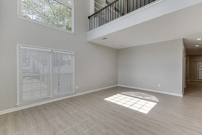 Building Photo - 5570 Cannonero Dr