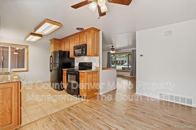 Building Photo - 4120 S Inca St