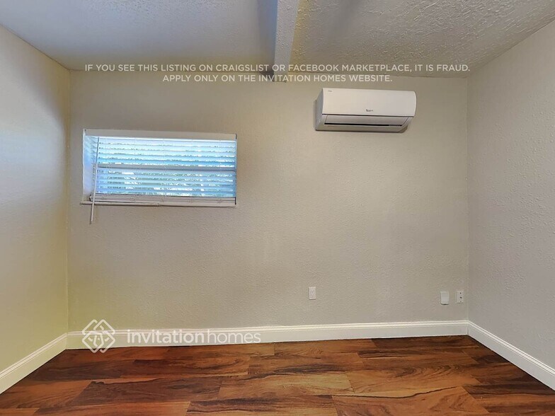 Building Photo - 822 Rosalia Dr