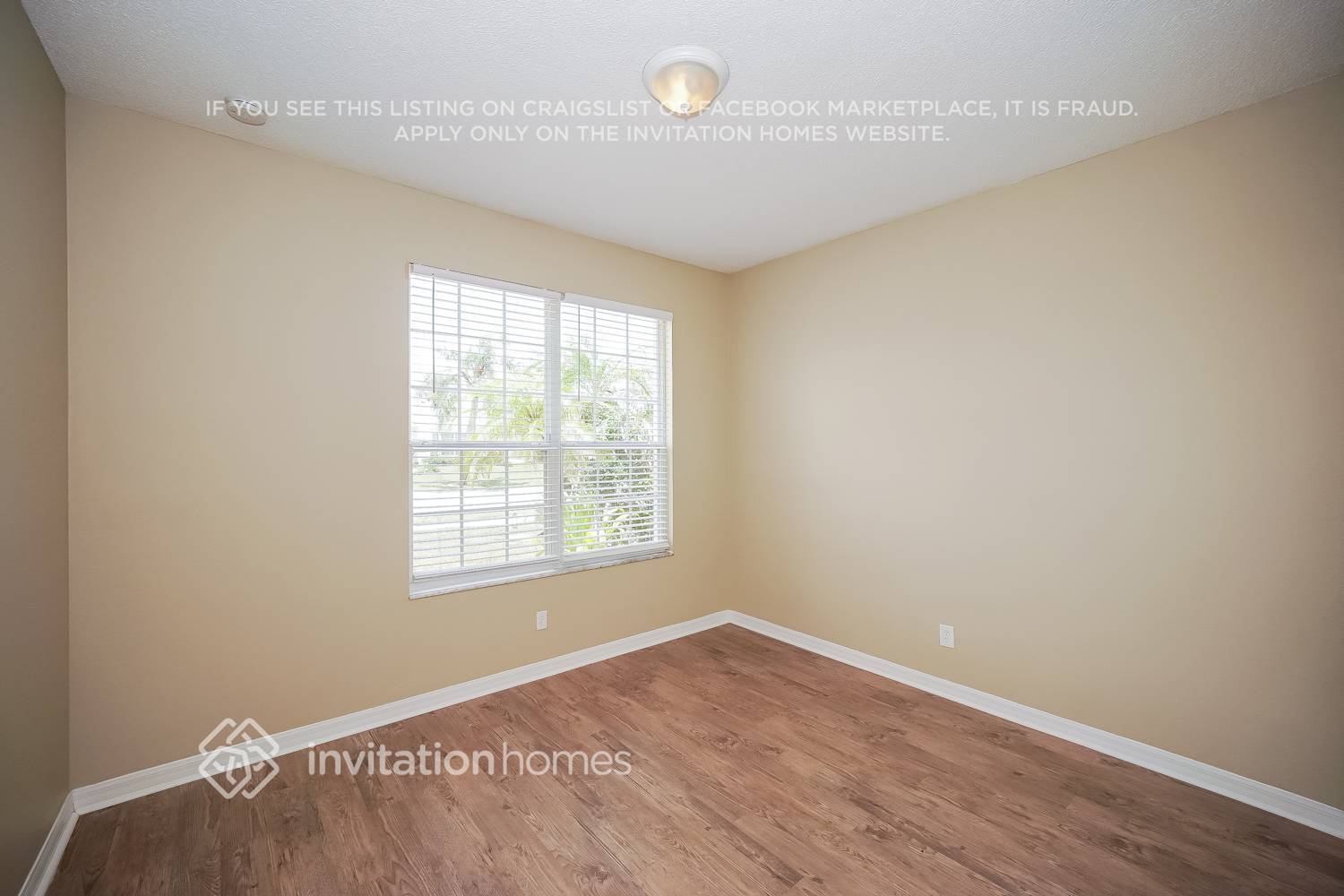 Building Photo - 528 Wexford Dr