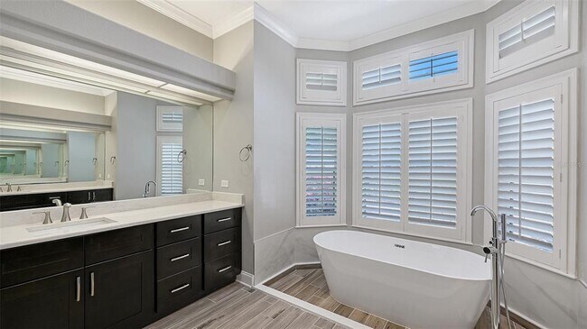 Building Photo - 6911 Riversedge St Cir