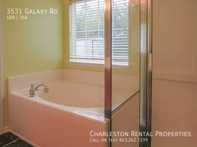 Building Photo - 3531 Galaxy Rd