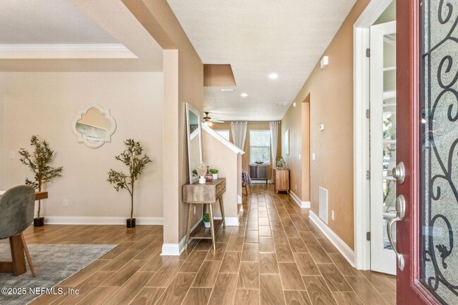 Building Photo - 11470 Glenlaurel Oaks Cir