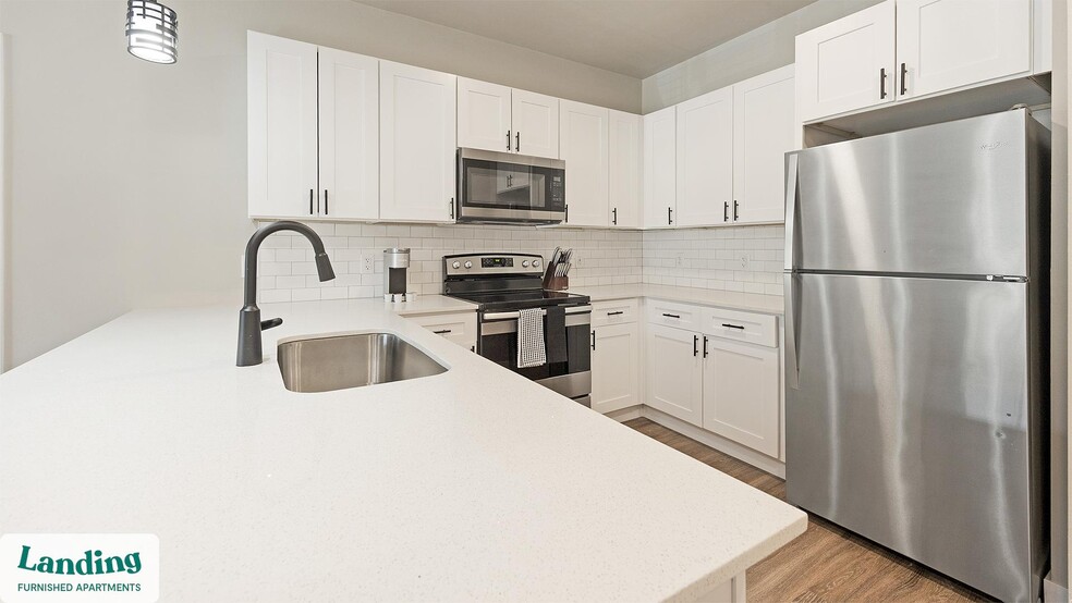 Building Photo - 2445 Estrella Pkwy