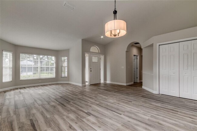 Building Photo - 10426 Springrose Dr