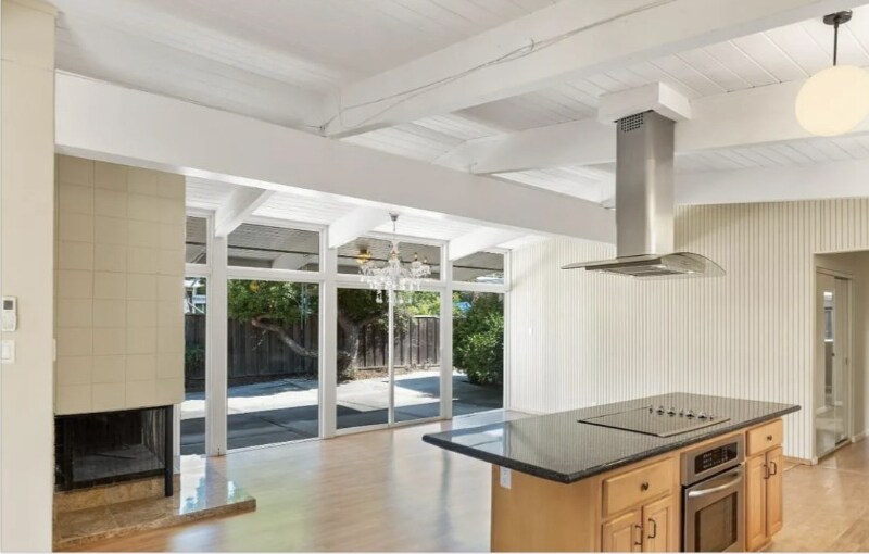 Building Photo - 2085 Sandalwood Ct