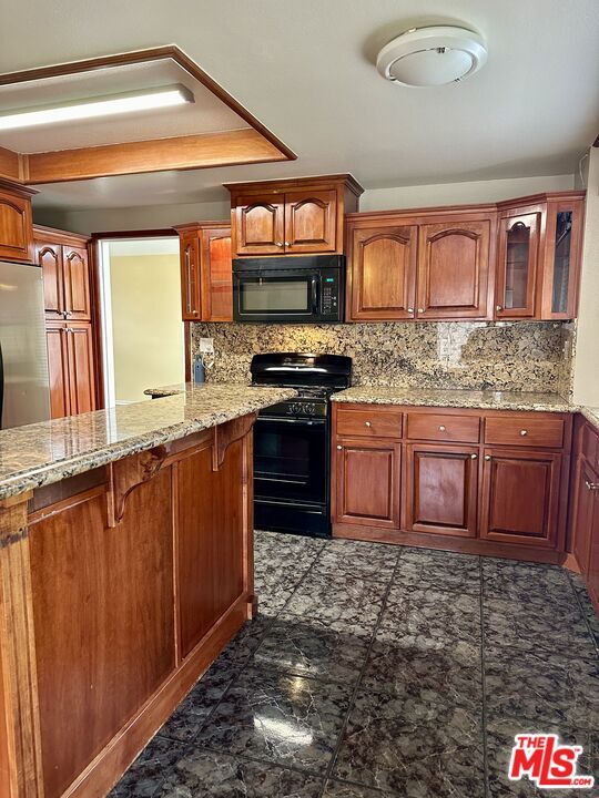 Building Photo - 3804 Southview Ct