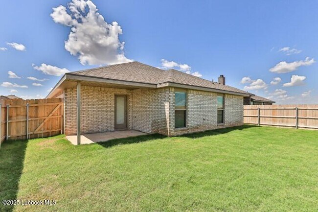 Building Photo - 13703 Sherman Ave