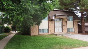 Building Photo - 2631 S University Blvd