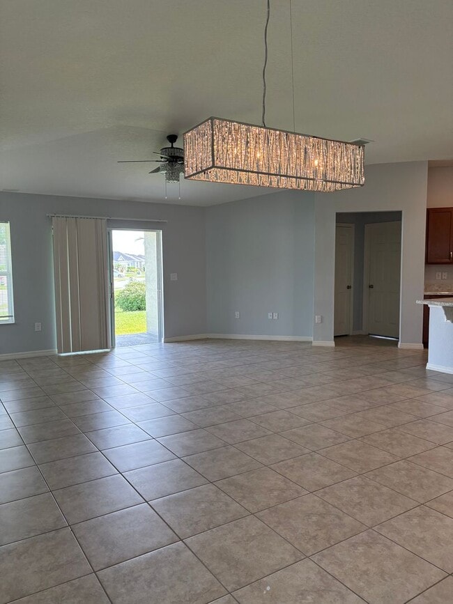 Building Photo - 4751 Maplewild Ln.