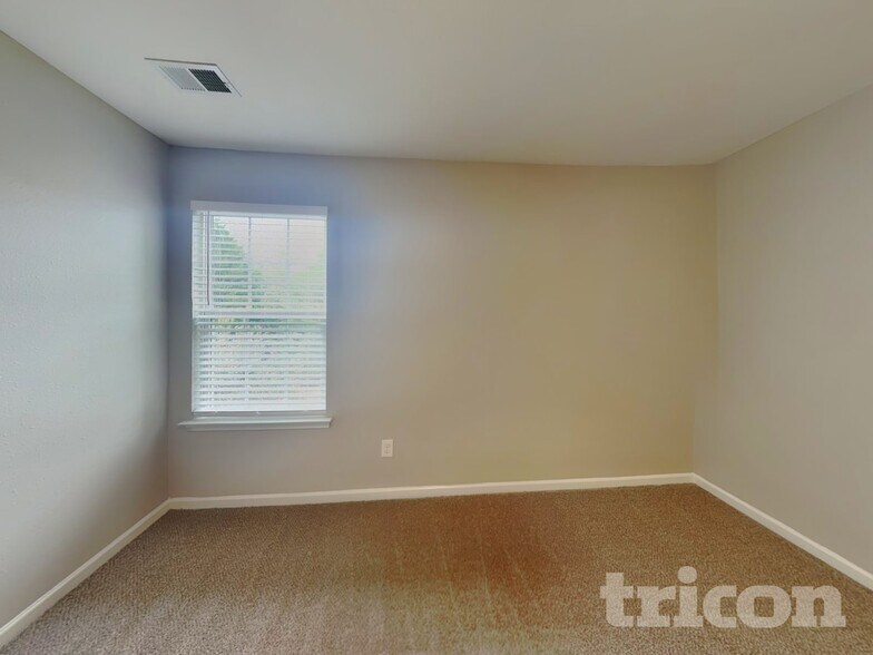 Building Photo - 3879 Williamston Park Ct