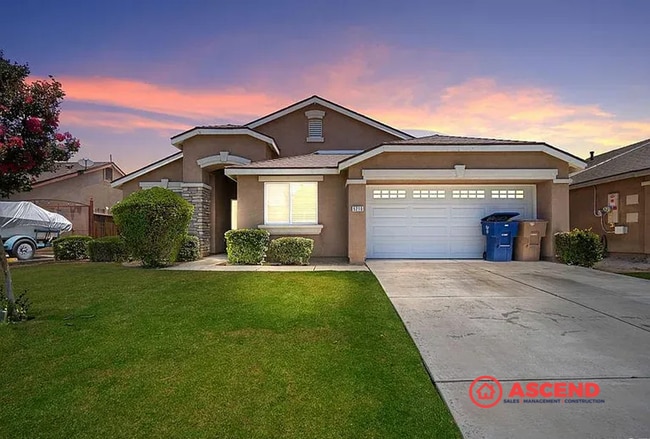 Building Photo - Lovely 4 Bedroom Home in Campus Park Area!