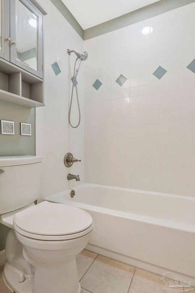 Building Photo - 2325 Merle Cir