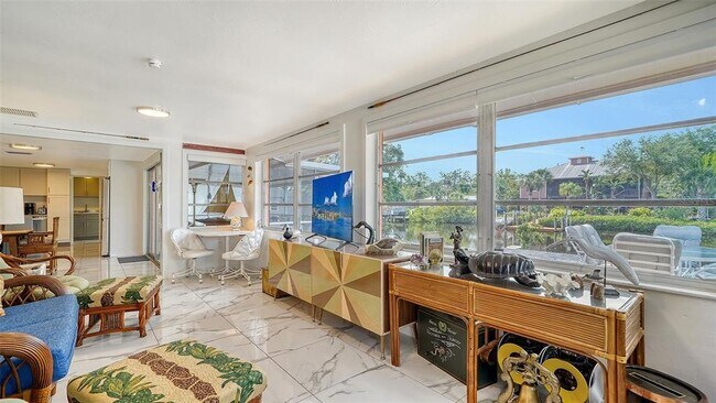 Building Photo - 641 Coral Dr