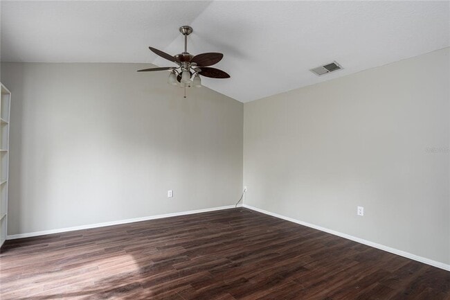 Building Photo - 1551 41st Ave Dr E