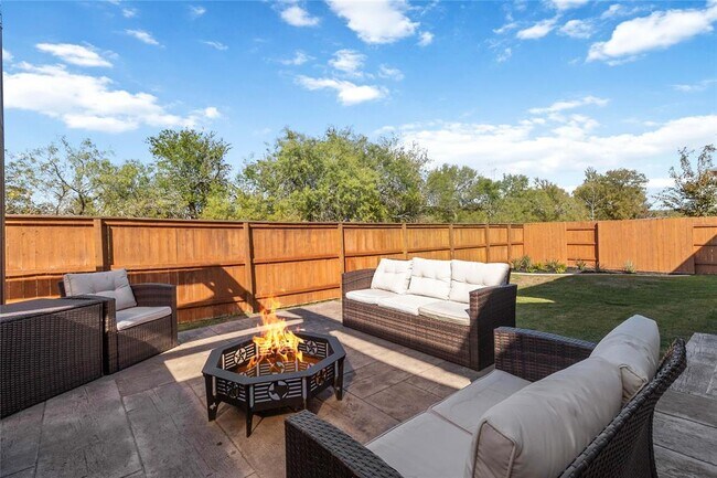 Building Photo - 116 Charles Zanco Dr