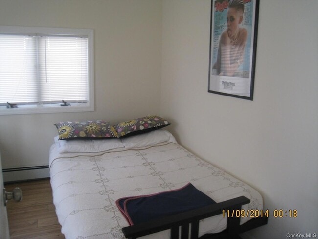 Building Photo - 82 California St