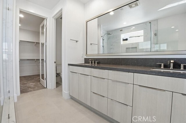 Building Photo - 8 Remy Ln