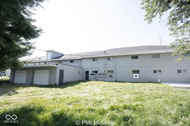 Building Photo - 7046 E US Hwy 36
