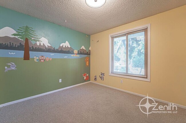Building Photo - 4213 NE 139th Ave