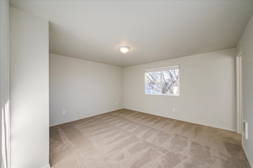 Building Photo - 2376 W Panama St