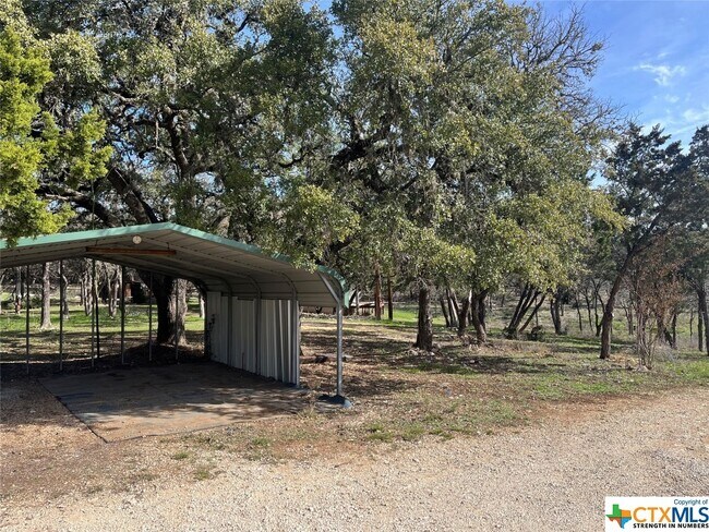 Building Photo - 230 Six Pines Rd