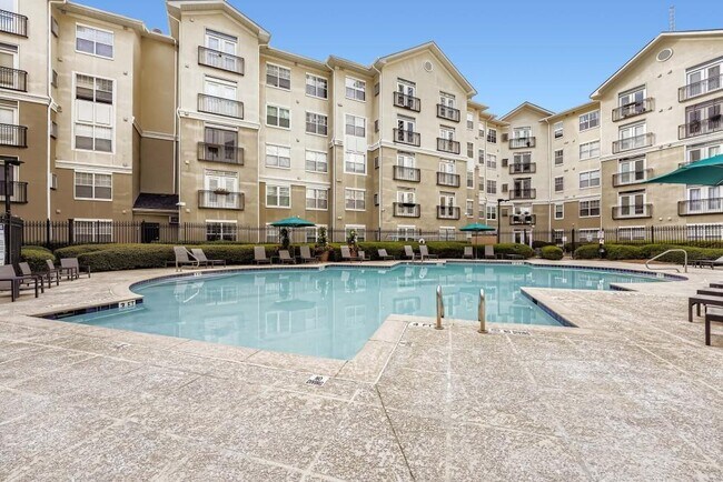 Building Photo - 800 Peachtree St NE