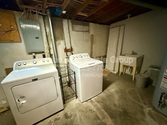 Building Photo - 11090 Alan Shepard Dr