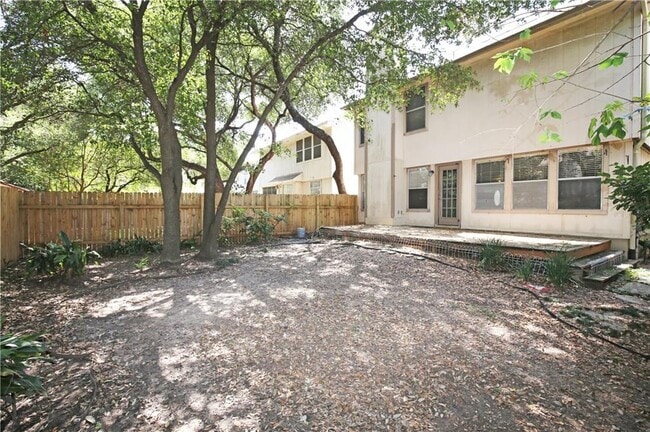 Building Photo - 12903 Humphrey Dr