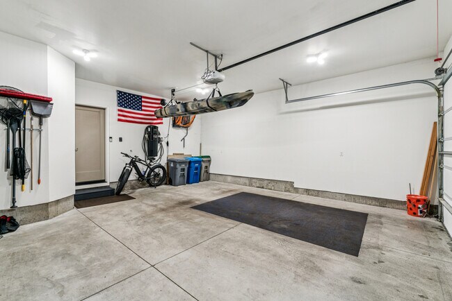 Building Photo - 3369 E Exacta Ln