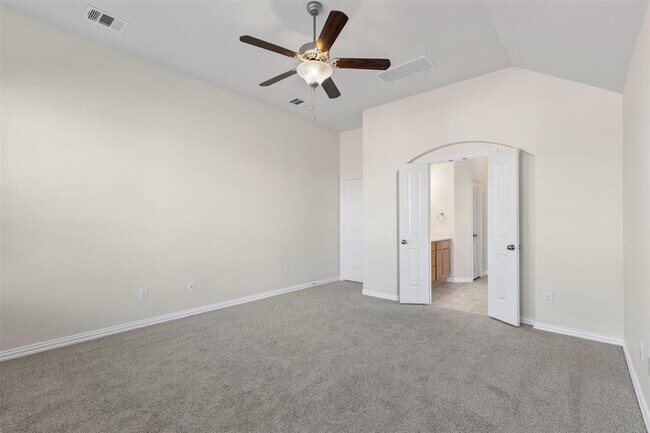 Building Photo - 1025 Arvada Dr