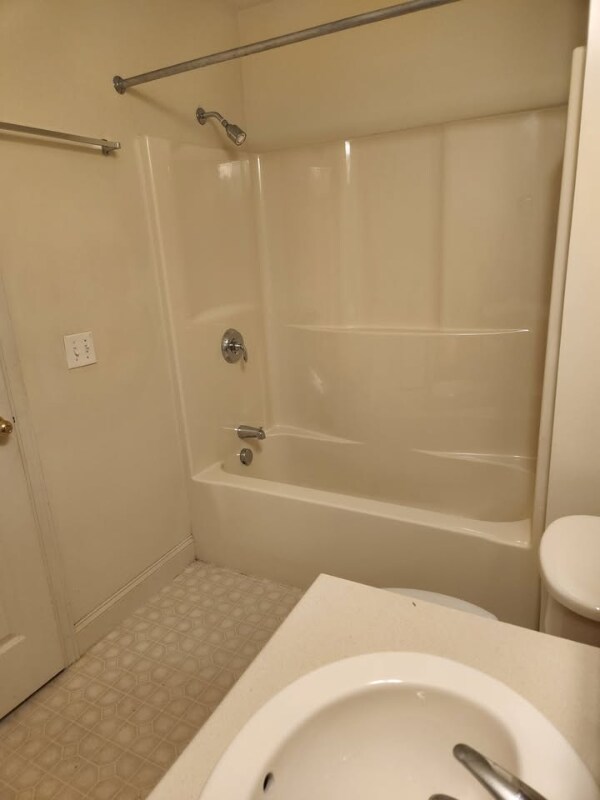 Building Photo - 54 Tourmaline Dr