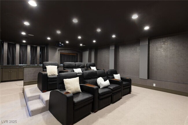 Building Photo - 9813 Moon Valley Pl