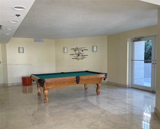 Building Photo - 6767 Collins Ave
