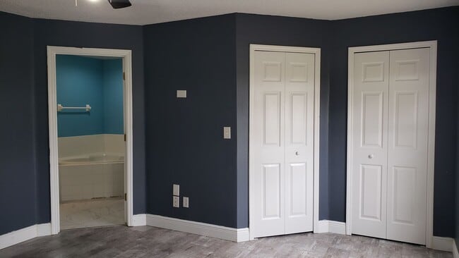 Building Photo - 5141 Pine Needle Dr