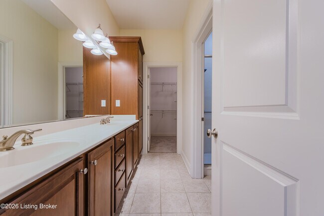 Building Photo - 9312 Norton Commons Blvd