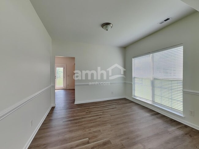 Building Photo - 4513 Sedgewood Ln