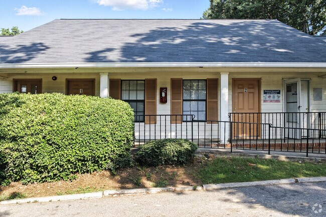 Building Photo - Shallowford Arms Apartments