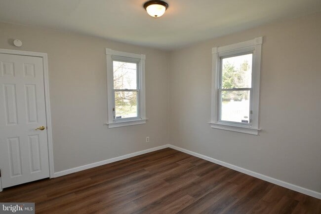 Building Photo - 13 Massachusetts Ave