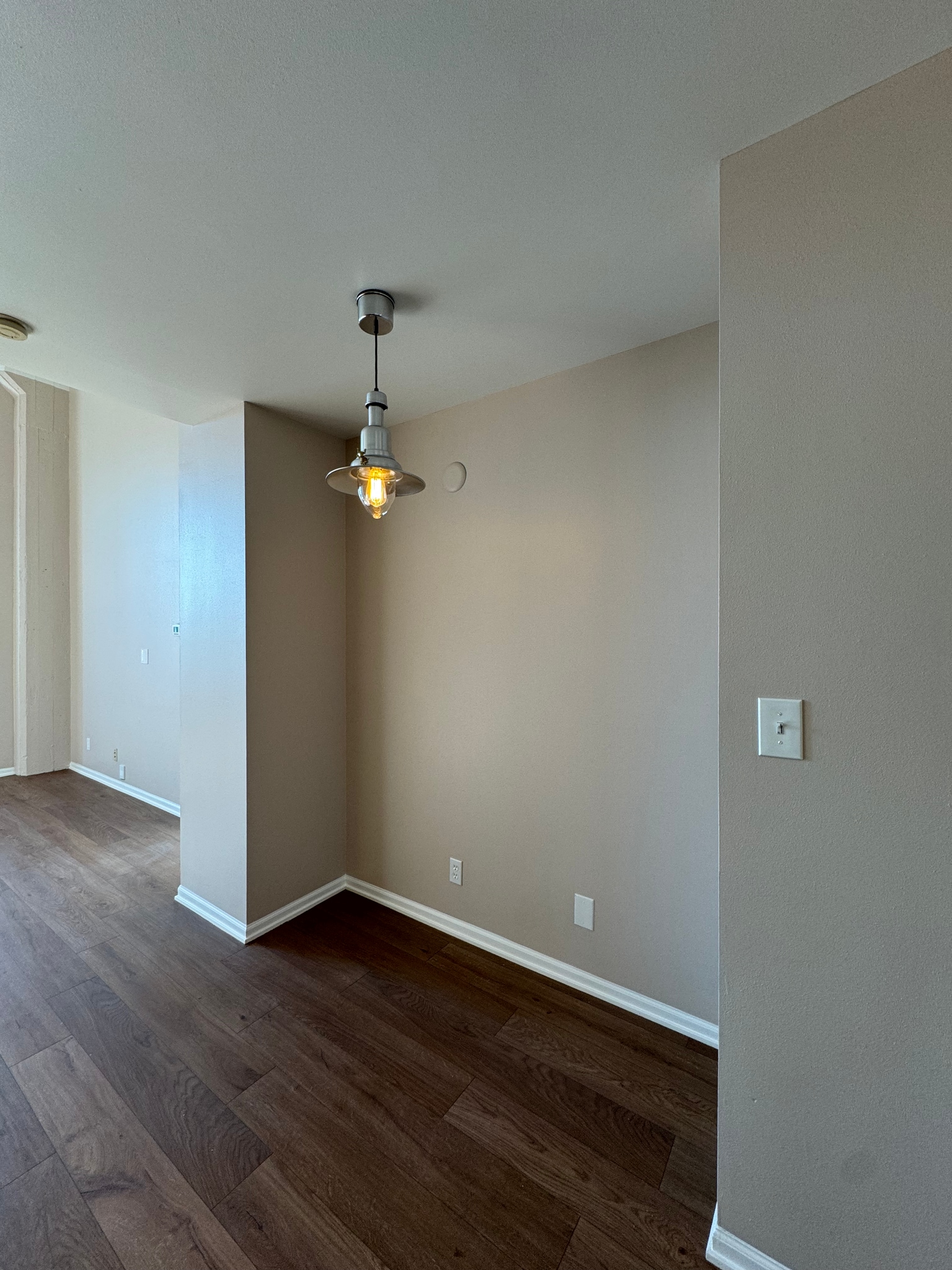 Building Photo - 270 E Highland Ave