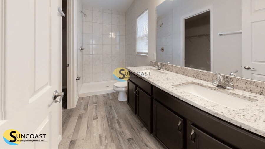 Building Photo - 176 Point Pleasant Dr