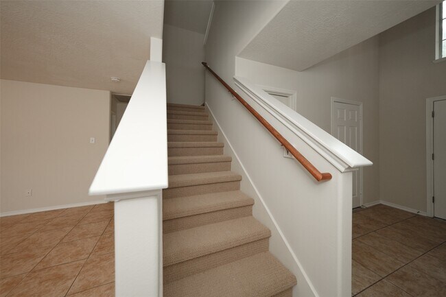 Building Photo - 5119 Moss Garden Ln