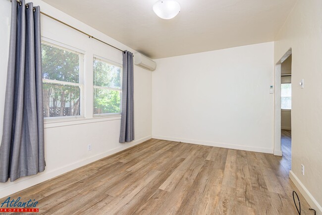 Building Photo - Lovely Los Gatos Home | A/C | Prime Location